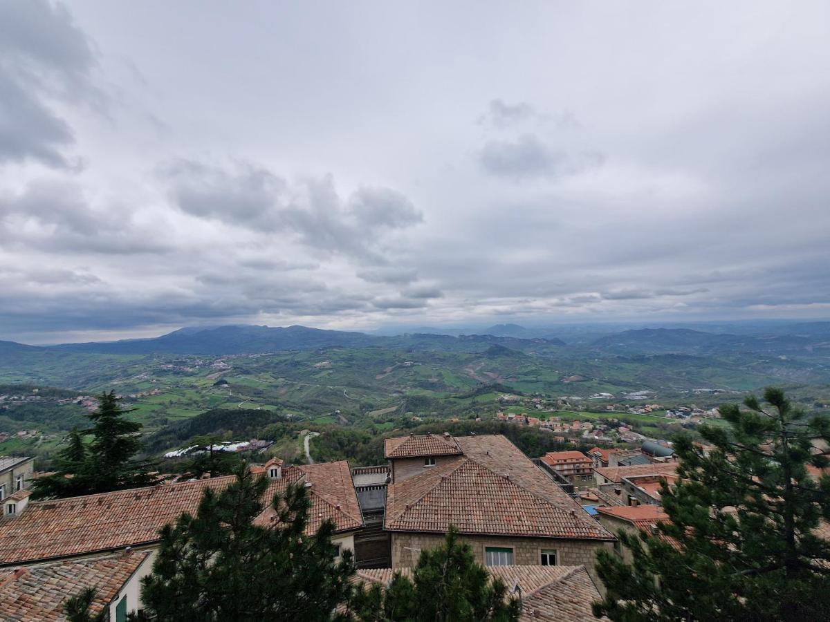 Hotel La Rocca San Marino Exterior photo